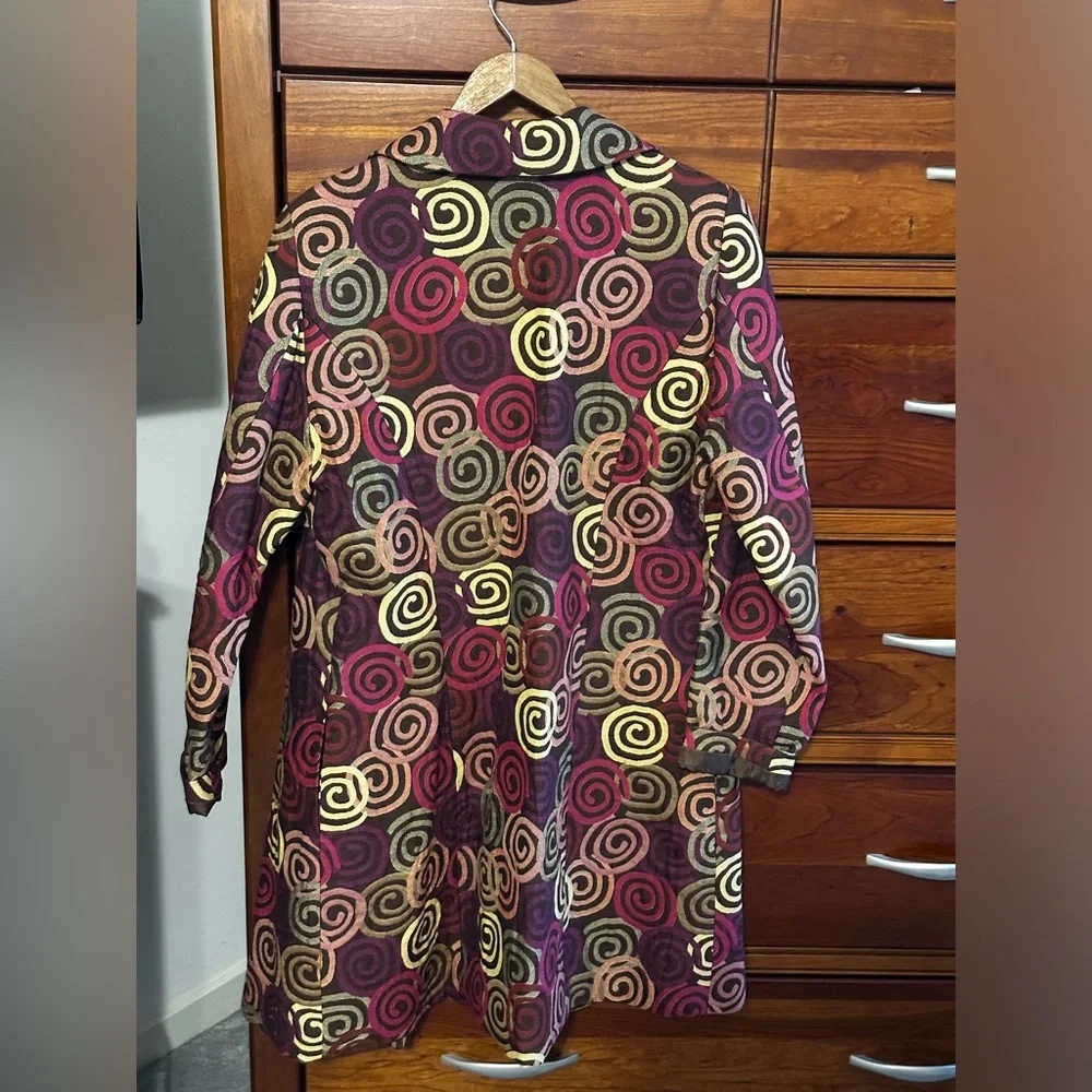 Bentley a. Swirl Coat in Large - Picture 5 of 7